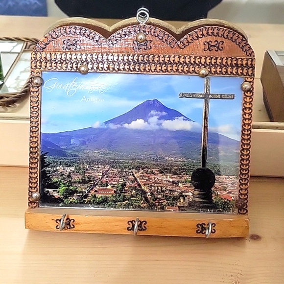 Guatemala Antigua Decorative Frame Wall Art with Key Hooks - Picture 2 of 5